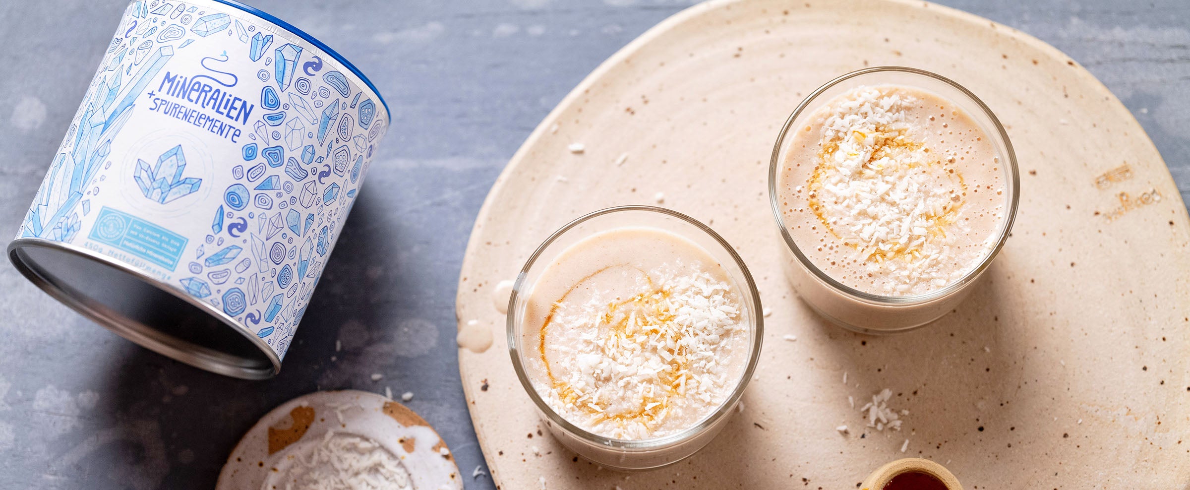 Mineraliserter Kokosnuss-Proteinshake